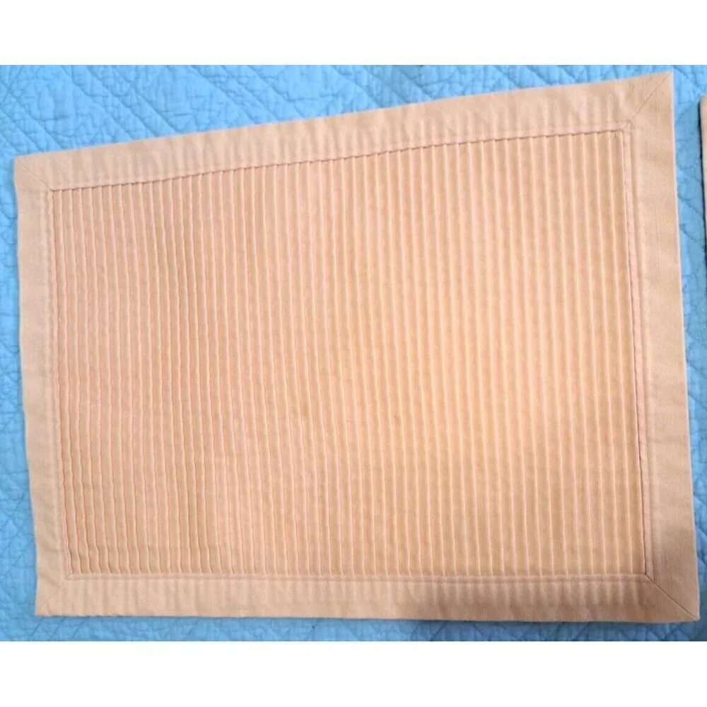 Unbranded Set of Four Light Orange Pleated Placemats Reversible FLAW!